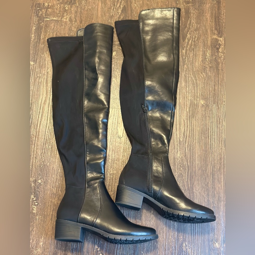 NWOT Women’s Over the Knee Boots